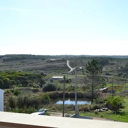 Πανσιόν Solar Dos Vales *
